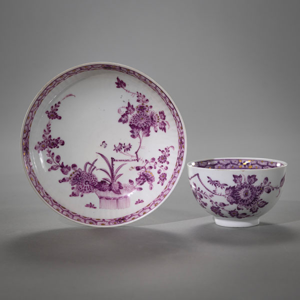 <b>A MEISSEN KAKIEMON PATTERN CUP AND SAUCER</b>