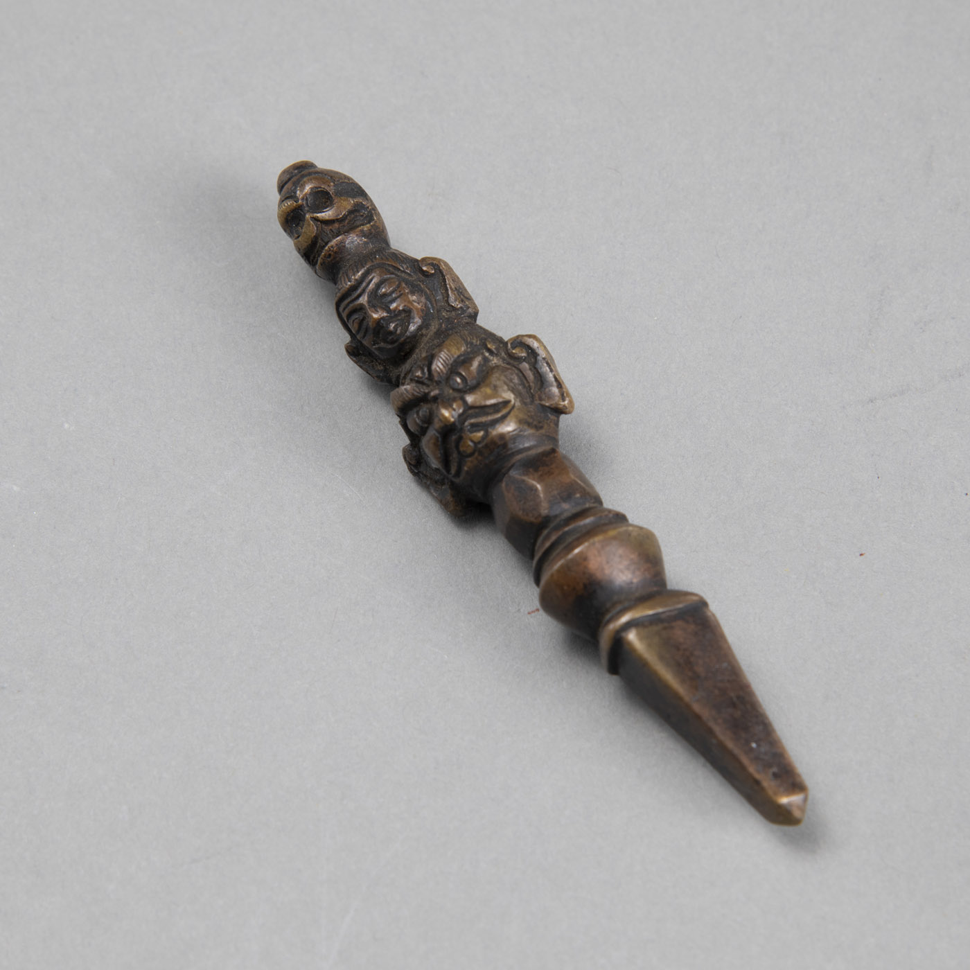 <b>A BRONZE DAGGER</b>