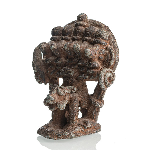 <b>Bronzefigur eines mythologischen Tieres</b>