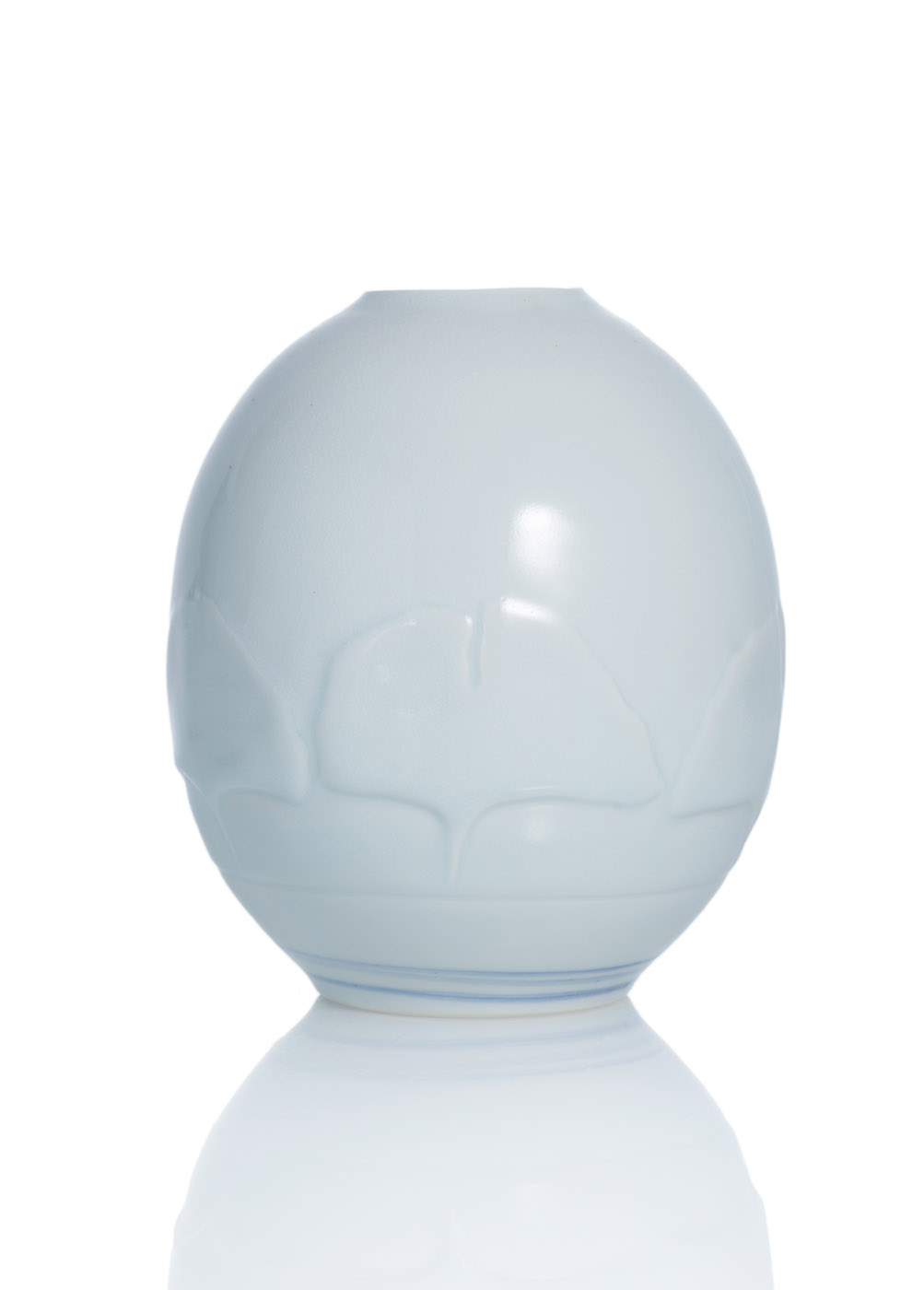 <b>EGG-SHAPED PORCELAIN VASE WITH GINKGO LEAVES IN RELIEF WITH FEW BLUE AND WHITE LINES</b>