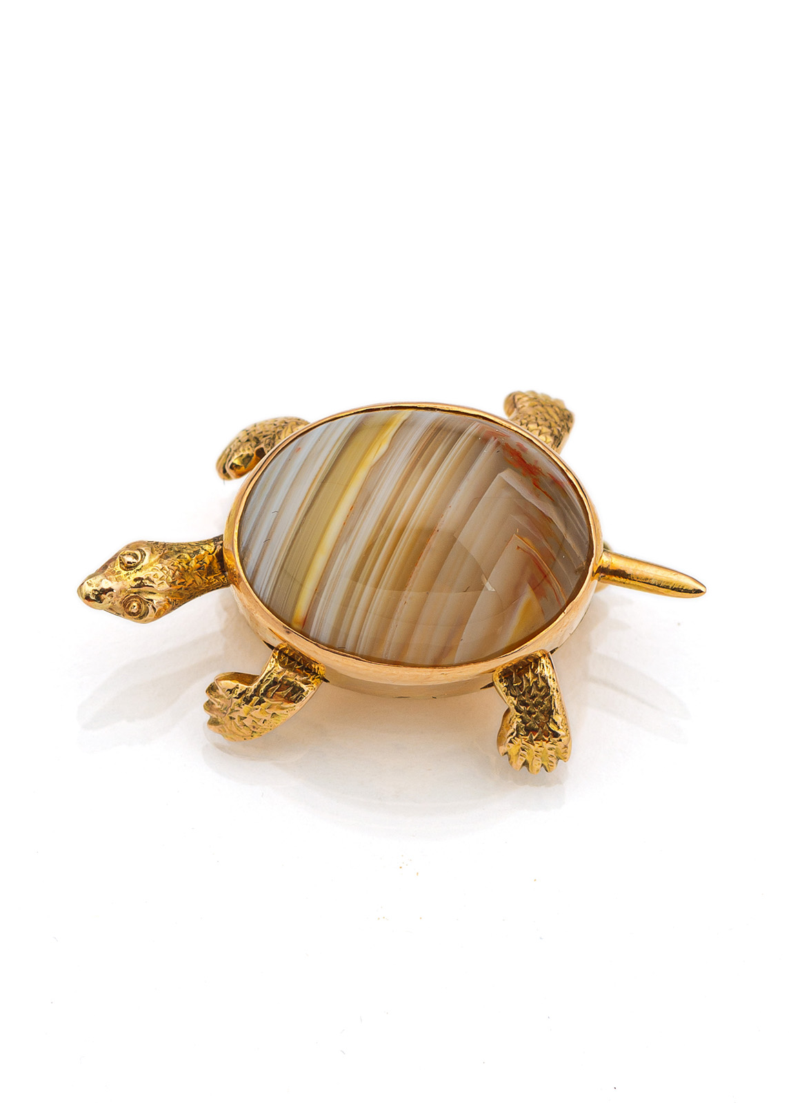 <b>A TURTLE SHAPED BROOCH WITH MOVABLE LIMBS</b>