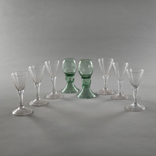 <b>SIX WINE GLASSES AND TWO RUMMERS</b>