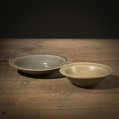 <b>TWO LONGQUAN TWIN-FISH DISHES COVERED WITH PARTIALLY CRACKLED CELADON GLAZE</b>