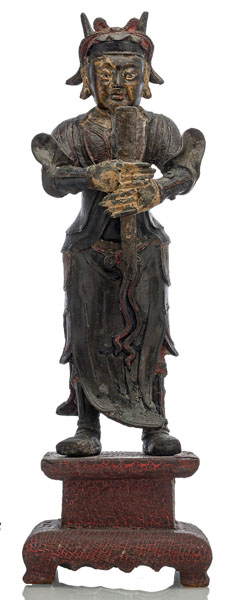<b>Bronze eines Daoisten mit polychromer Lackfassung</b>