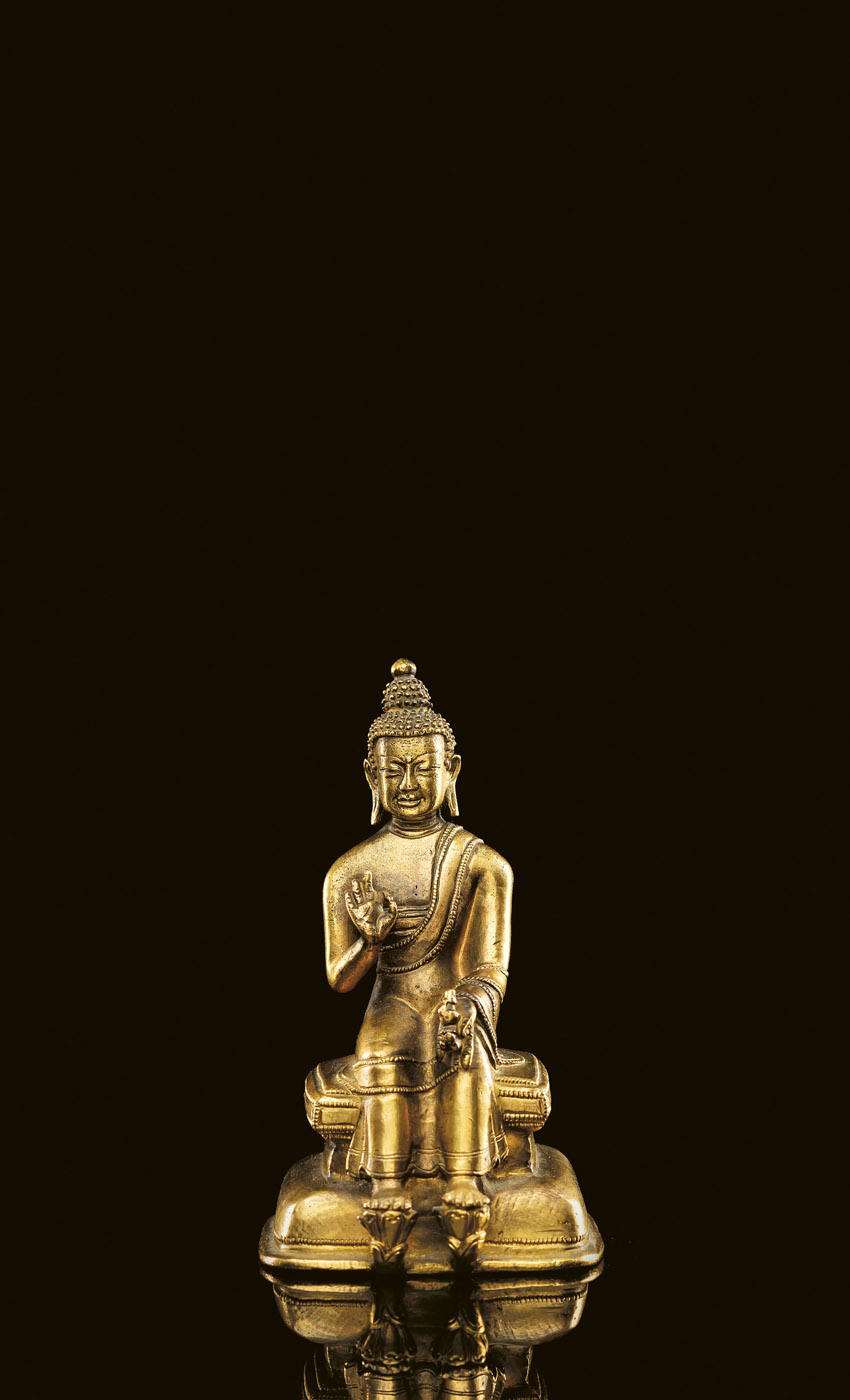 <b>A BRONZE FIGURE OF MAITREYA</b>