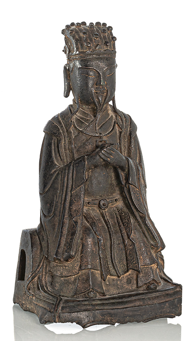 <b>A BRONZE FIGURE OF A SEATED DAOIST OFFICIAL</b>