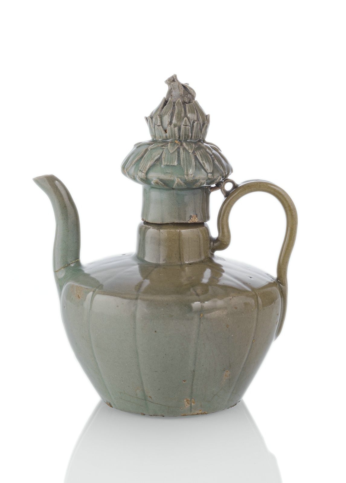 <b>A VERY RARE CELADON-GLAZED EWER WITH BLOSSOM-SHAPED COVER AND BIRD FINIAL</b>