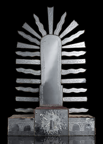 <b>Spiegelglorie für eine Johannes Nepomuk-Figur</b>