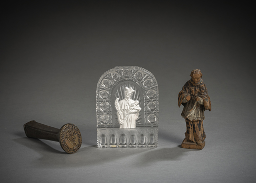 <b>Glasintaglio, Miniaturfigur und Petschaft</b>
