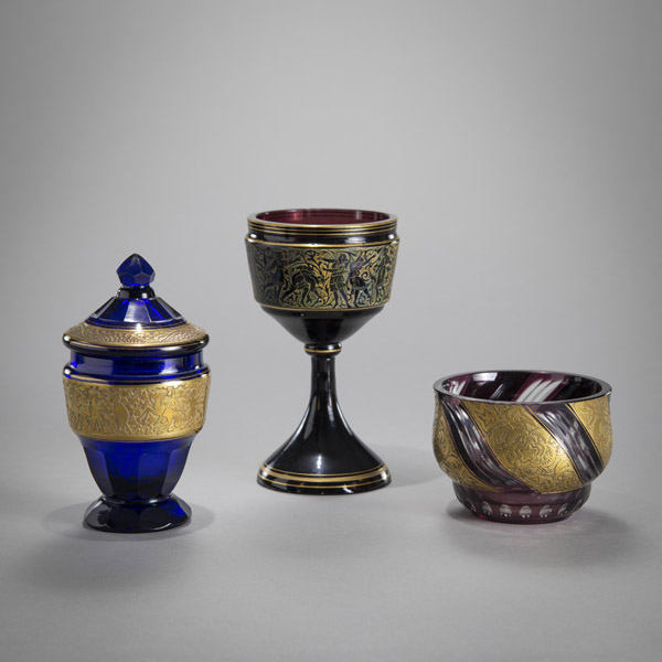 <b>A GLAS CUP, A  BOWL AND A LIDDED  VASE</b>