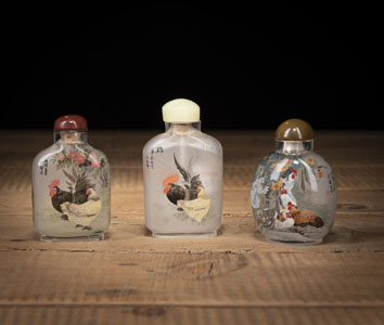 <b>THREE INSIDE-PAINTED 'ROOSTER' GLASS SNUFF BOTTLES</b>
