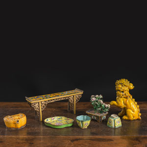 <b>A GROUP OF CLOISONNÉ- AND CANTON-ENAMEL AS WELL AS YELLOW-GLAZED CERAMIC WORKS</b>