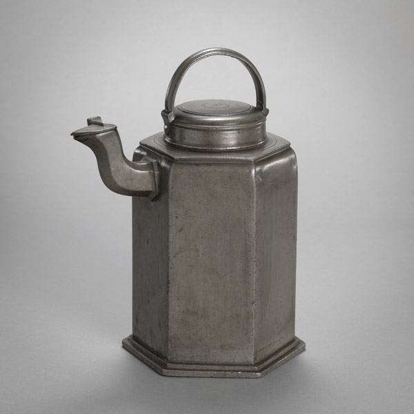 <b>A LARGE GERMAN PEWTER SCREW TOP JAR</b>