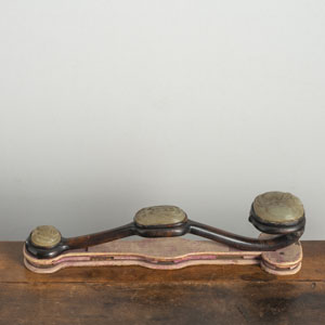 <b>A JADE-INLAID WOOD 'RUYI' SCEPTRE</b>