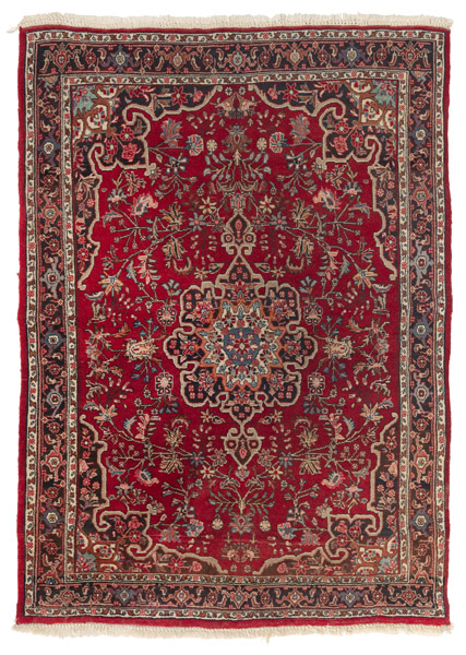 <b>A semi antique Sarouk rug</b> <b>A semi antique Sarouk rug</b>