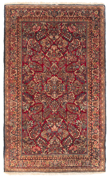 <b>A Sarouk rug with floral sprays</b>