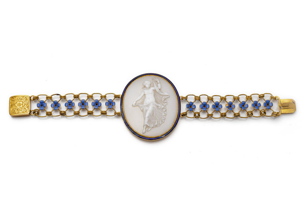 <b>Zartes viktorianisches Armband mit Kamee</b>