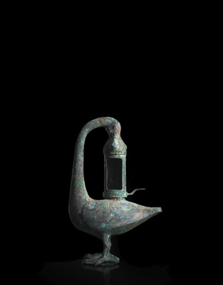 <b>A BRONZE LANTERN IN THE SHAPE OF A WILD GOOSE</b>