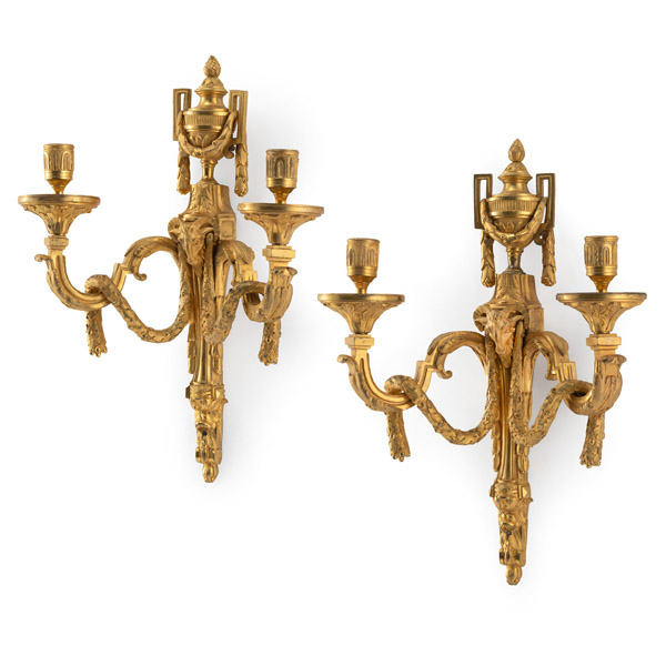<b>Paar Louis-XVI Appliken</b>