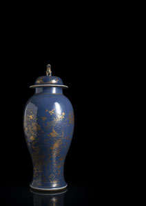 <b>A FINE POWDERBLUE-GROUND GILT-PAINTED VASE AND COVER, THE COVER WITH LION HANDLE</b>