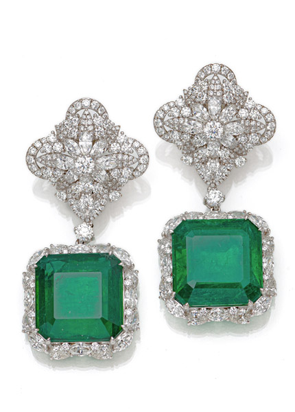 <b>Exzeptionelles Paar Smaragd Brillant Ohrgehänge</b>