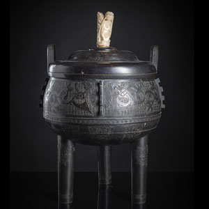 <b>A LARGE TRIPOD CENSER DING WITH WOOD COVER AND STONE HANDLE</b>