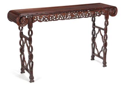 <b>AN OPENWORK GRAPES APRON ALTAR TABLE</b>