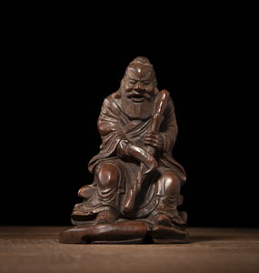 <b>A BAMBOO CARVING OF AN OLD FARMER</b>