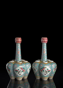 <b>A PAIR OF 'FAMILLE ROSE' PORCELAIN TULIP VASES WITH MAGPIES INSIDE QUADRILOBED RESERVES</b>