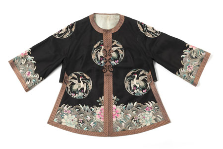 <b>A QUASI-OFFICIAL LADIES JACKET WITH CRANE MEDAILLONS</b>