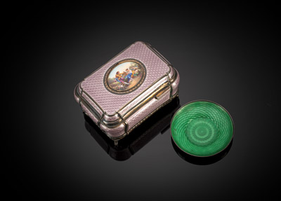 <b>Singvogelautomat mit Emailledekor</b> <b>Singvogelautomat mit Emailledekor</b>