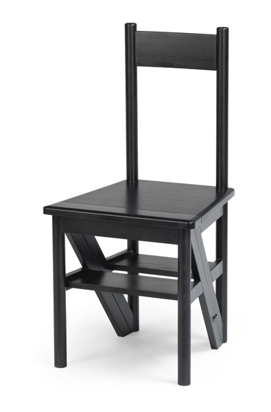 <b>A FOLDABLE LADDER CHAIR</b>