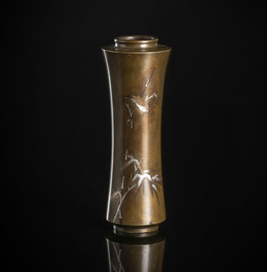 <b>Stangenvasen aus Bronze mit Chidori auf Bambus mit Schnee</b>