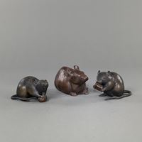 <b>A PAIR OF BRONZE RATS AND A RAT MADE OF BIZEN WARE</b>