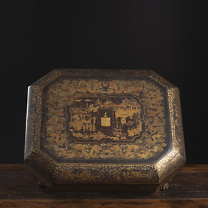 <b>A GILT-LACQUER PALACE SCENE GAMING BOX WITH MOTHER-OF-PEARL GAMING CHIPS</b> <b>A GILT-LACQUER PALACE SCENE GAMING BOX WITH MOTHER-OF-PEARL GAMING CHIPS</b>