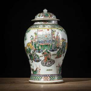 <b>A 'FAMILLE VERTE' PORCELAIN VASE AND COVER</b>