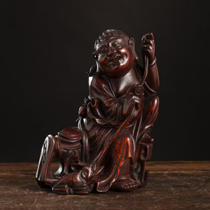 <b>A WOOD CARVING OF LIU HAI WITH HIS TOAD</b>