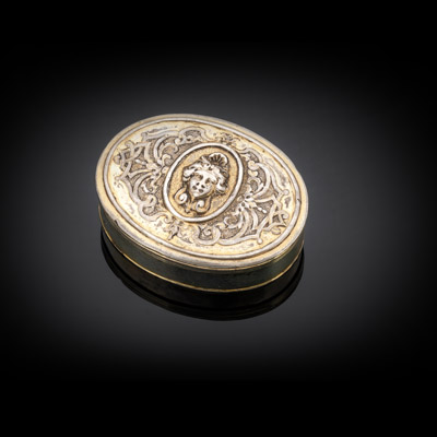 <b>Seltenes Gewürzdöschen</b> <b>Seltenes Gewürzdöschen</b>