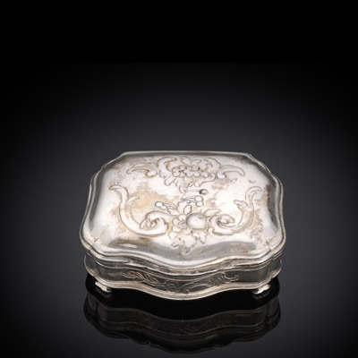 <b>A GERMAN PARCIAL GILT SPICE BOX AND LID</b>