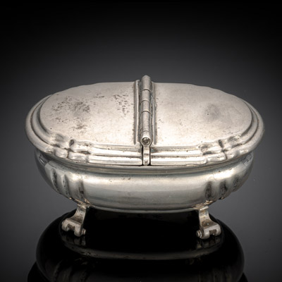 <b>A PARCIAL GILT SILVER SPICE BOX WITH TWO LIDS</b>