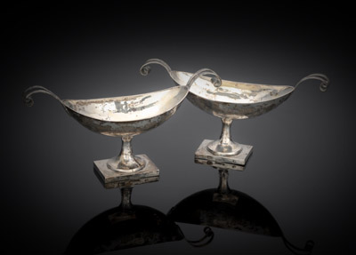 <b>Paar Salieren in Navetteform</b>