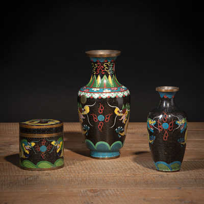 <b>TWO CLOISONNÉ DRAGON VASES AND A BOX WITH COVER</b>