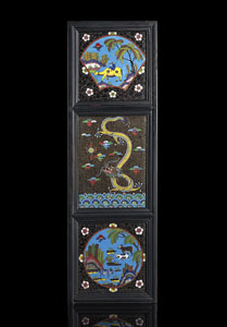 <b>CLOISONNÉ PANELS MOUNTED IN A WOODEN FRAME</b>