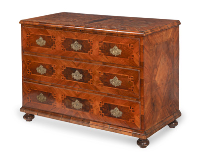 <b>A LOUIS XVI COMMODE</b>