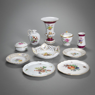 <b>Konvolut Teller, Schale, Döschen, Vasen</b>