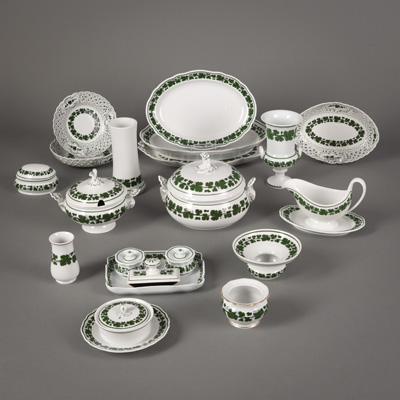 <b>Konvolut Meissen Porzellan-Teile</b>
