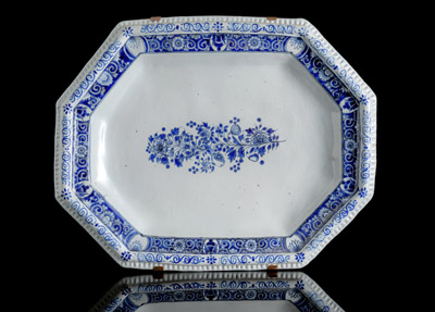 <b>Fayence-Platte</b> <b>Fayence-Platte</b>