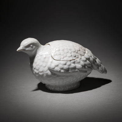 <b>A SMALL MEISSEN QUAIL SHAPED TUREEN AND COVER</b>