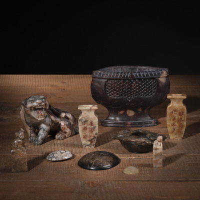 <b>A GROUP OF SOAPSTONE CARVINGS</b>