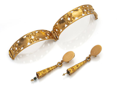 <b>Paar antike Ohrgehänge</b> <b>Paar antike Ohrgehänge</b>